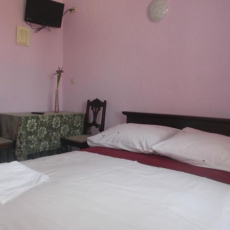 Bolimowianka Bed & Breakfast エクステリア 写真