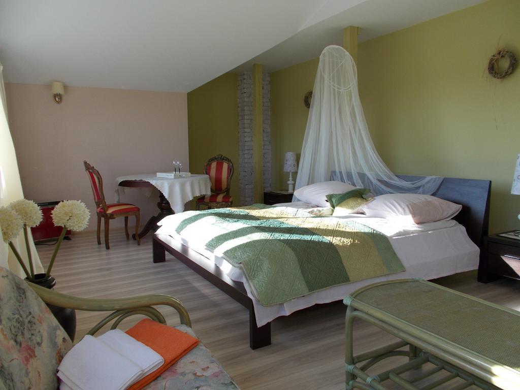 Bolimowianka Bed & Breakfast 部屋 写真