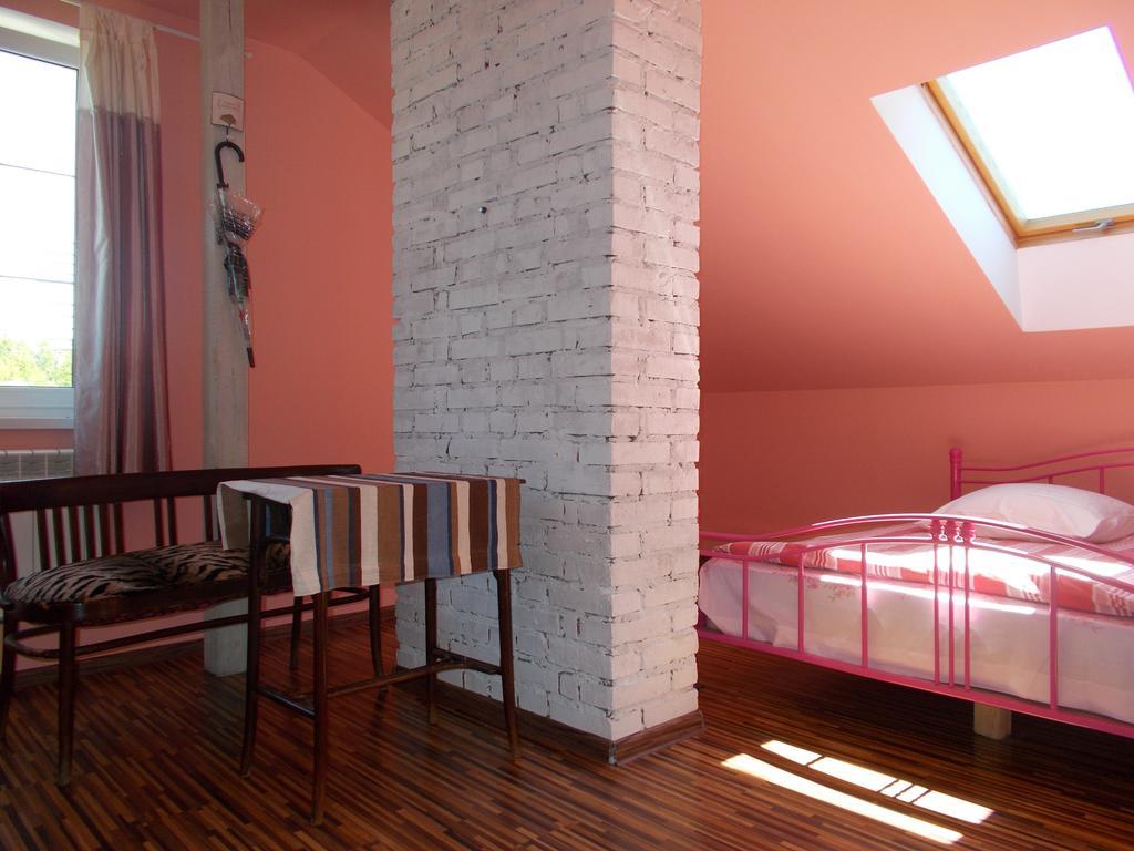Bolimowianka Bed & Breakfast エクステリア 写真