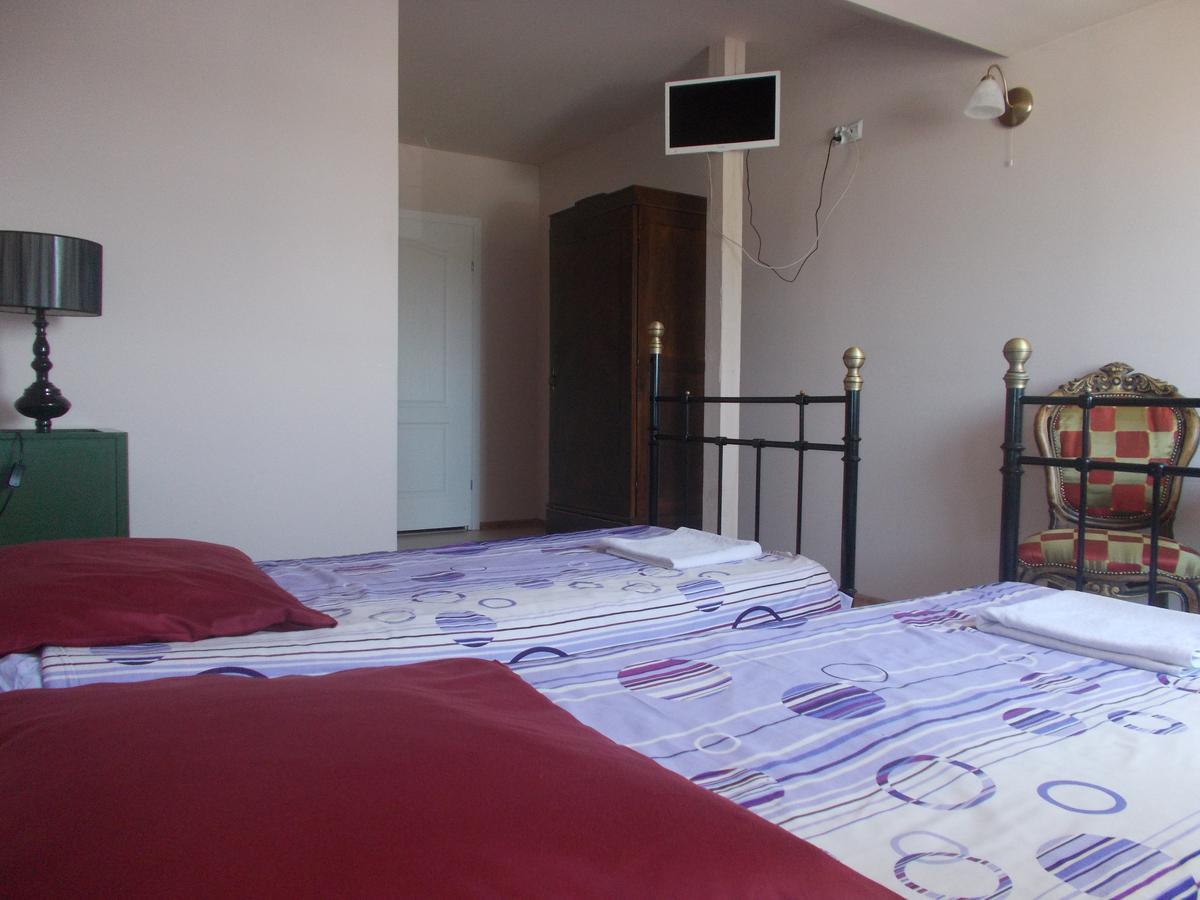 Bolimowianka Bed & Breakfast エクステリア 写真